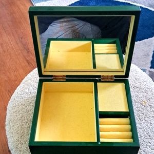 Green Jewelry Music Box with Mirror Vintage